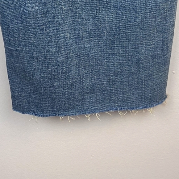 2 /$30 ☆ NWT ☆ Size 8/29 Kenneth Cole Button Fly Jeans - Picture 5 of 10